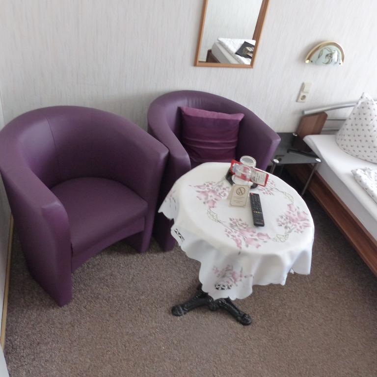 Hotel Restaurant Baeren Breisach Room photo